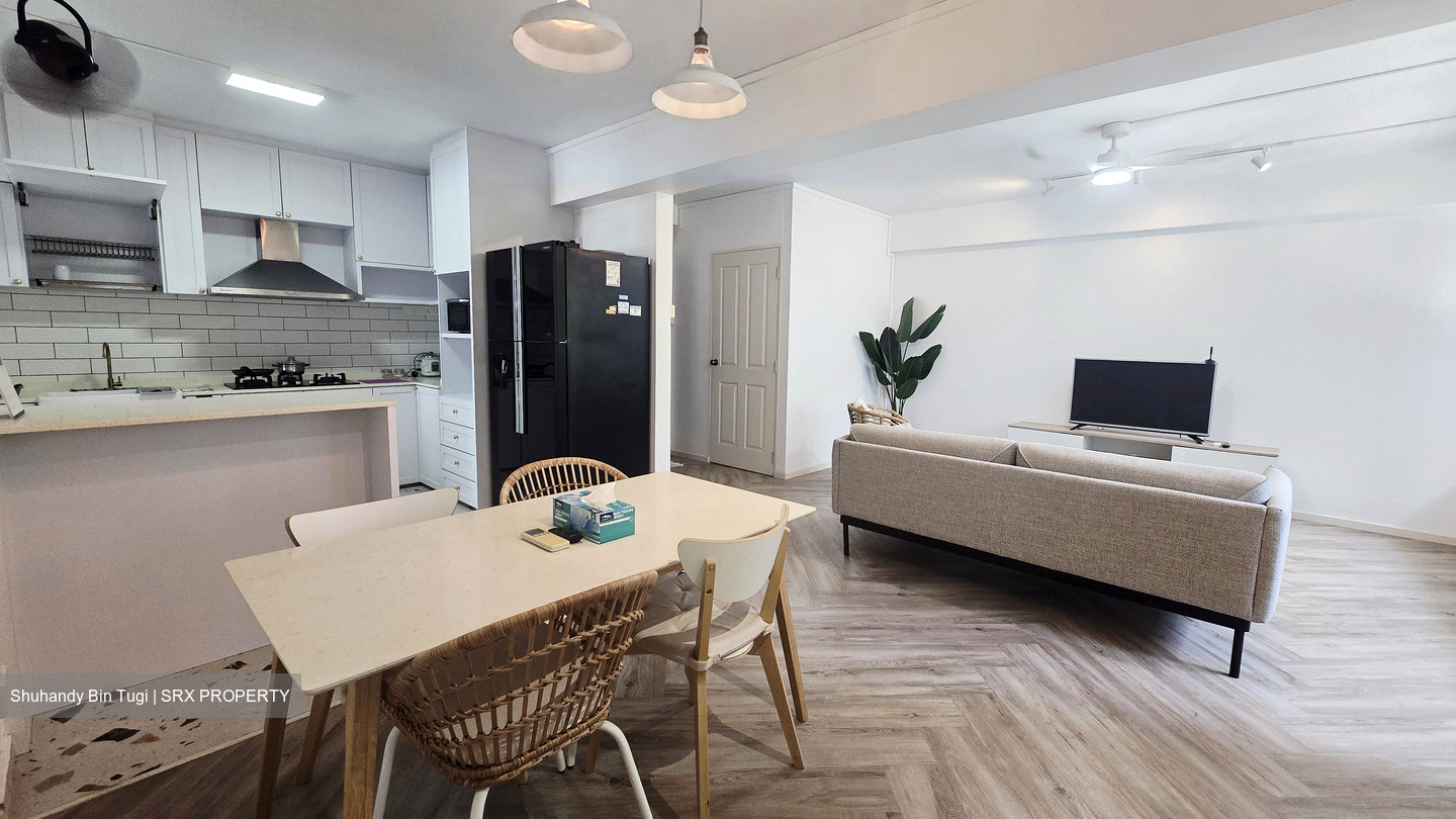 Blk 731 Tampines Courtview (Tampines), HDB 4 Rooms #579766491